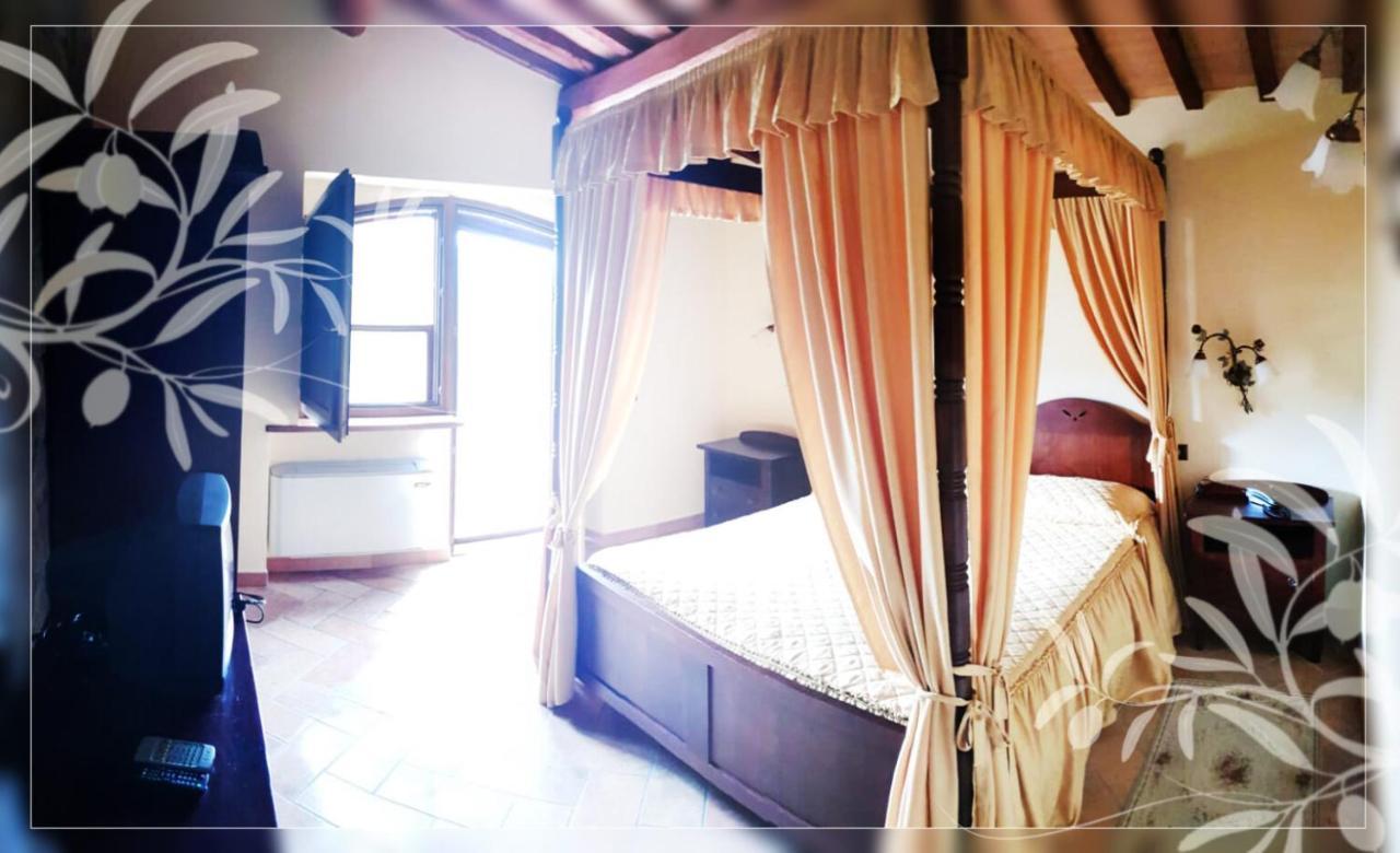 Il Colombaio Agriturismo 몬테가비오네 외부 사진